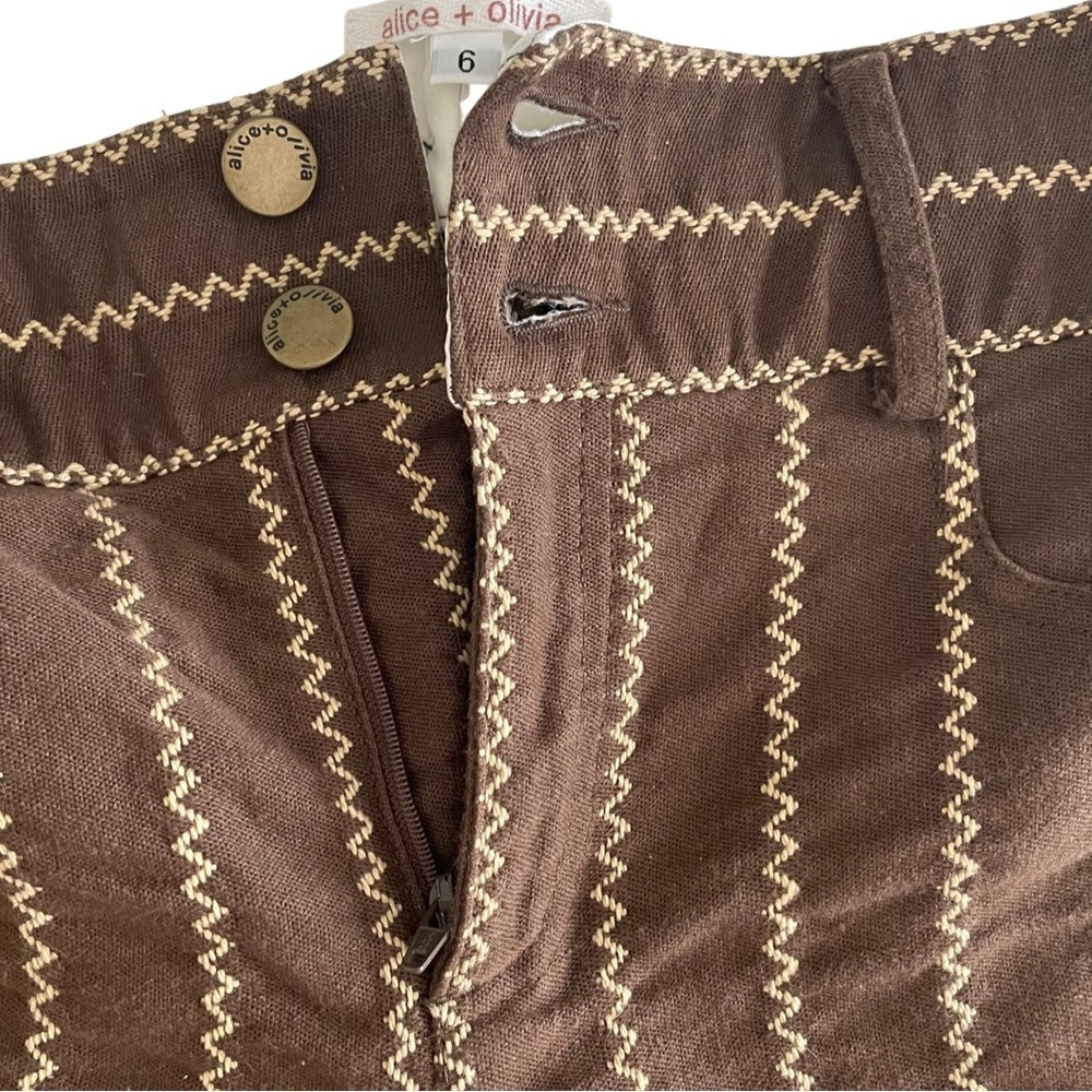 ❌ SOLD ❌ ALICE + Olivia Embroidered Flare Trousers Brown Size 6 - Picture 4 of 8